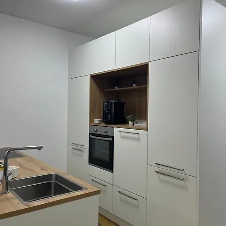 Modern Traun *